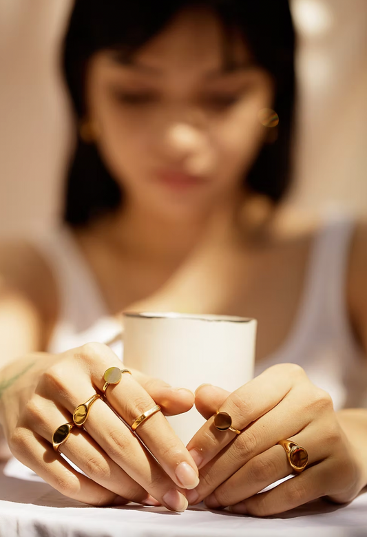 Ines Signet Ring