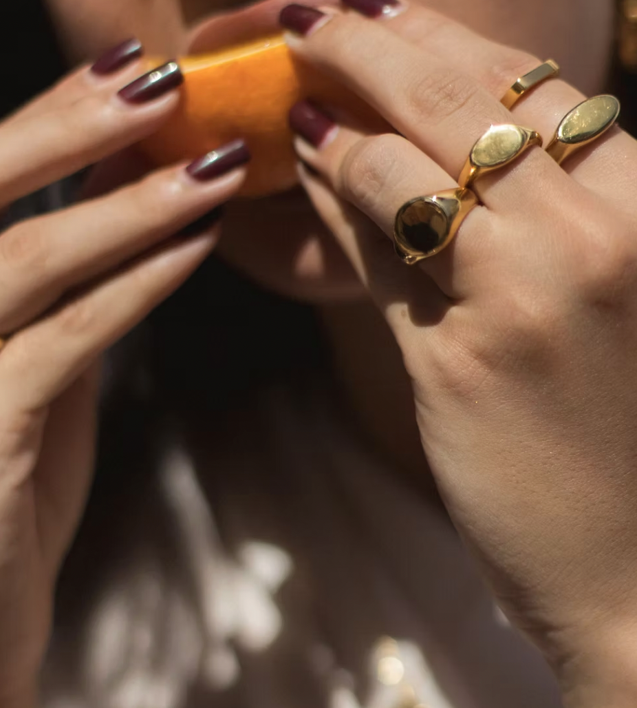 Deva Signet Ring